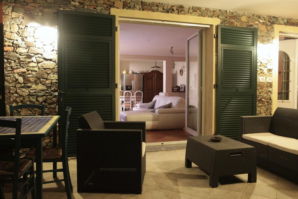 Villa Claudia Quiliano Rum bild