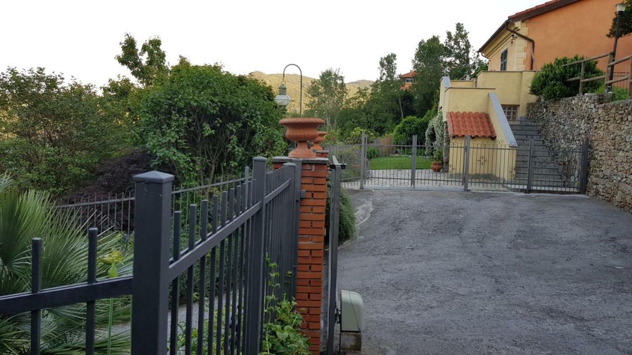 Villa Claudia Quiliano Exteriör bild