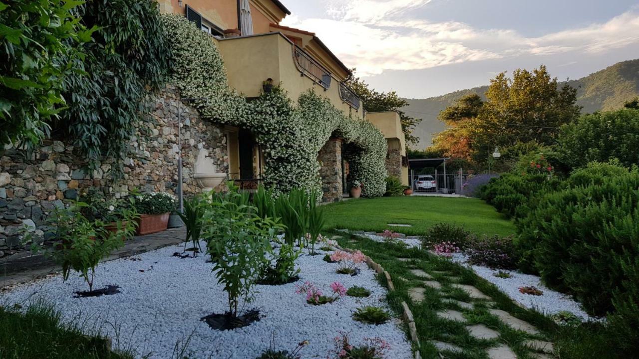 Villa Claudia Quiliano Exteriör bild